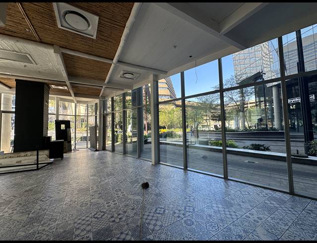 182M² OFFICE TO LET IN SANDTON CENTRAL